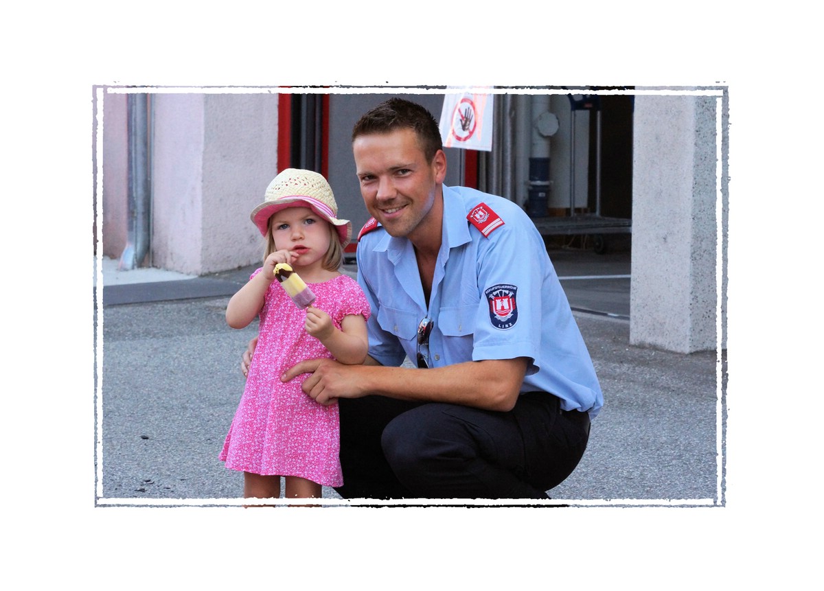 O Fotomagazin /  Tag der offenen Tr 2015 der Berufsfeuerwehr Linz